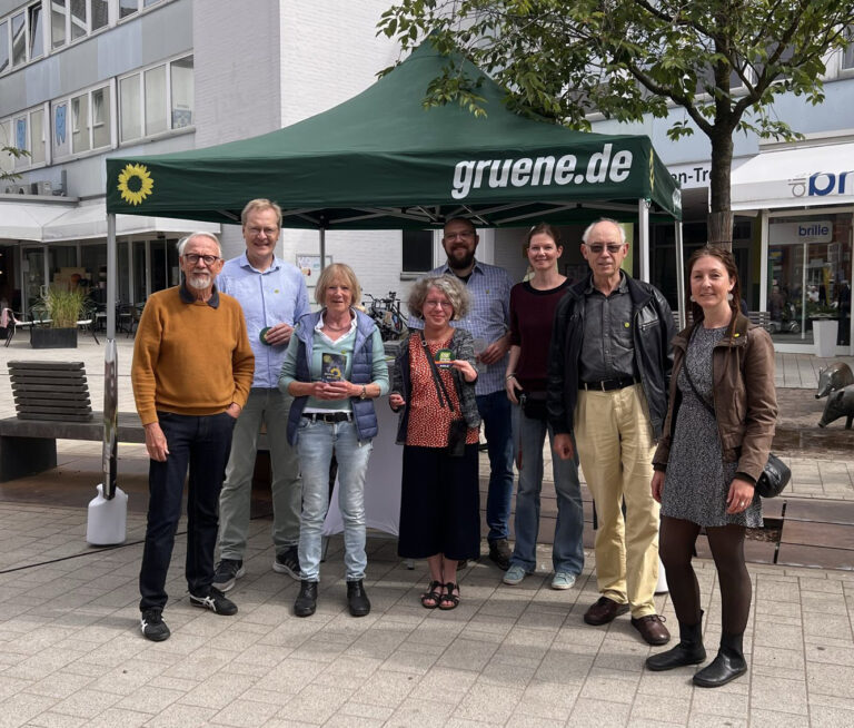 Danke Katrin Langensiepen für deinen Besuch heute bei uns in Gehrden mit gemeinsamen Ausstellungsrundgang im Rathaus und Marktgespräch
